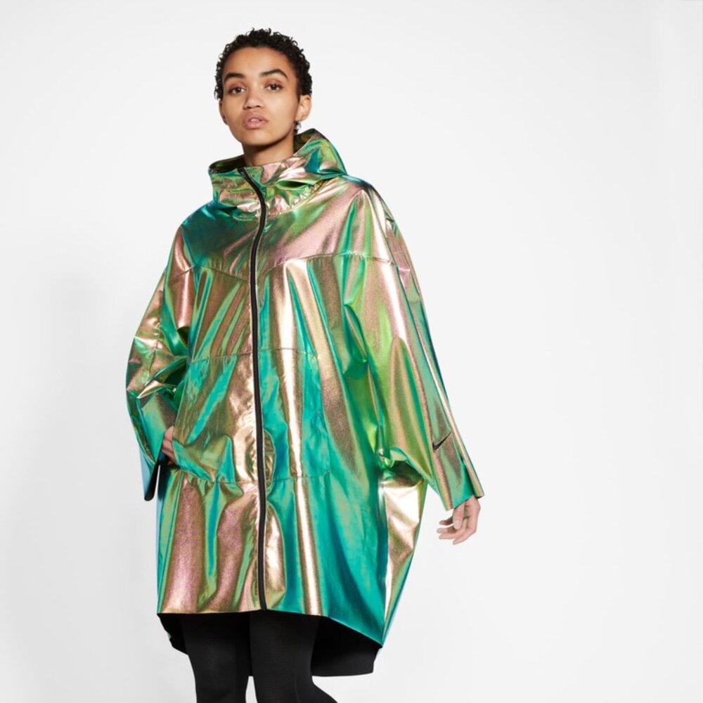 Nike Run Division Feminine Iridescent Jacket